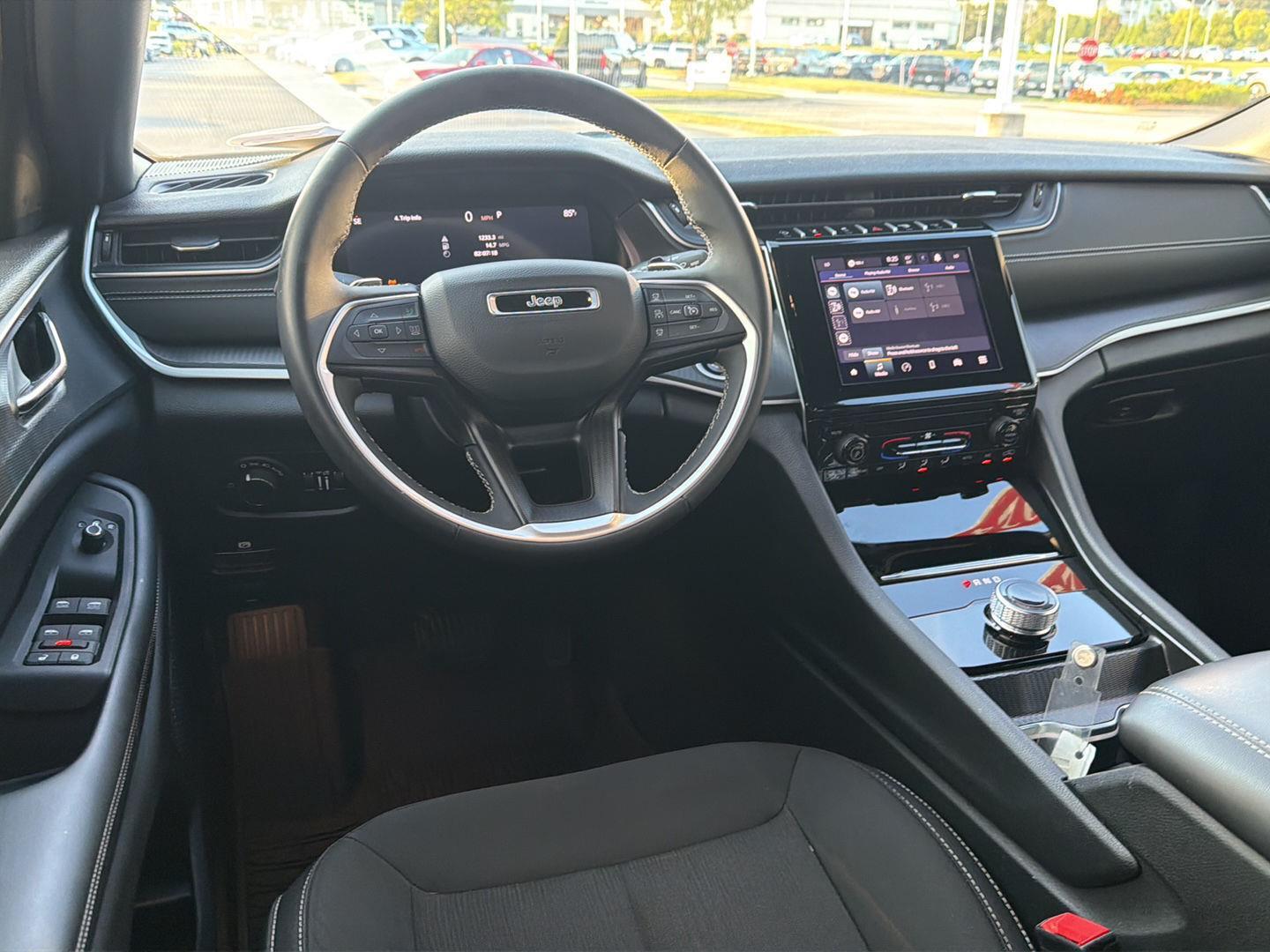 Used 2024 Jeep Grand Cherokee SUV