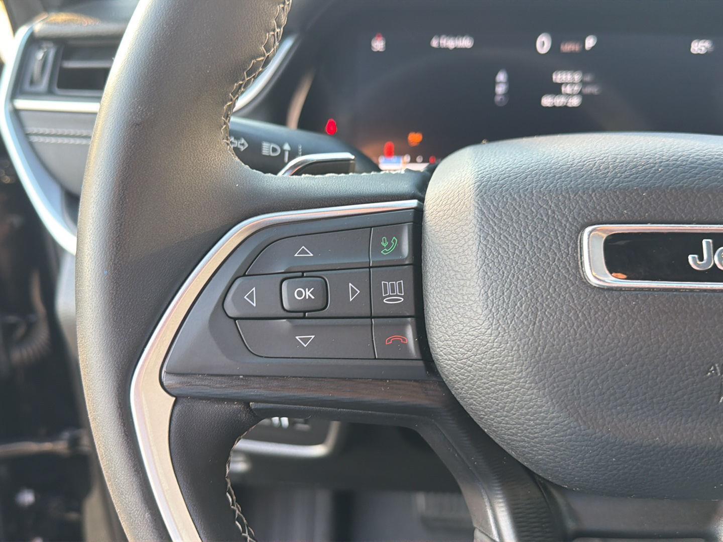 Used 2024 Jeep Grand Cherokee SUV