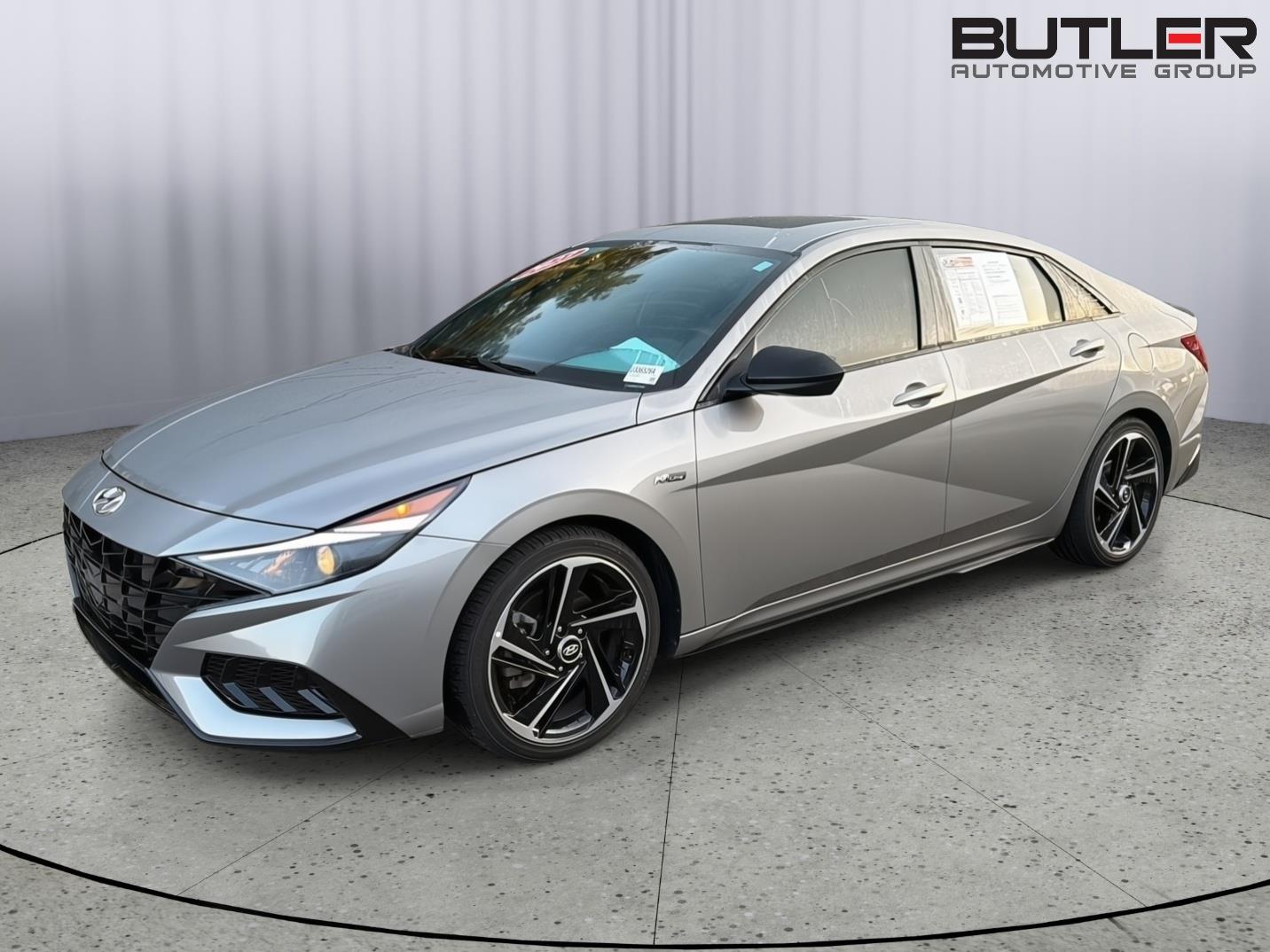 Fluid Metal 2023 Hyundai Elantra Sedan Front-Wheel Drive Automatic