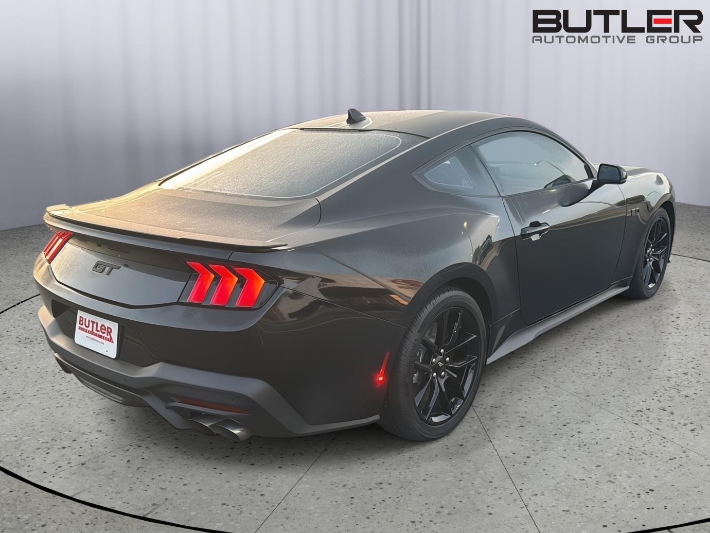 Used 2025 Ford Mustang Sedan