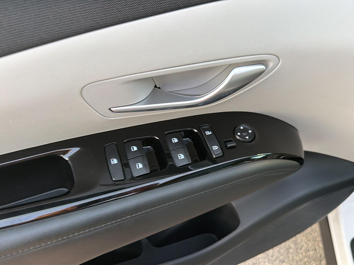 Used 2024 Hyundai Tucson Hybrid SUV