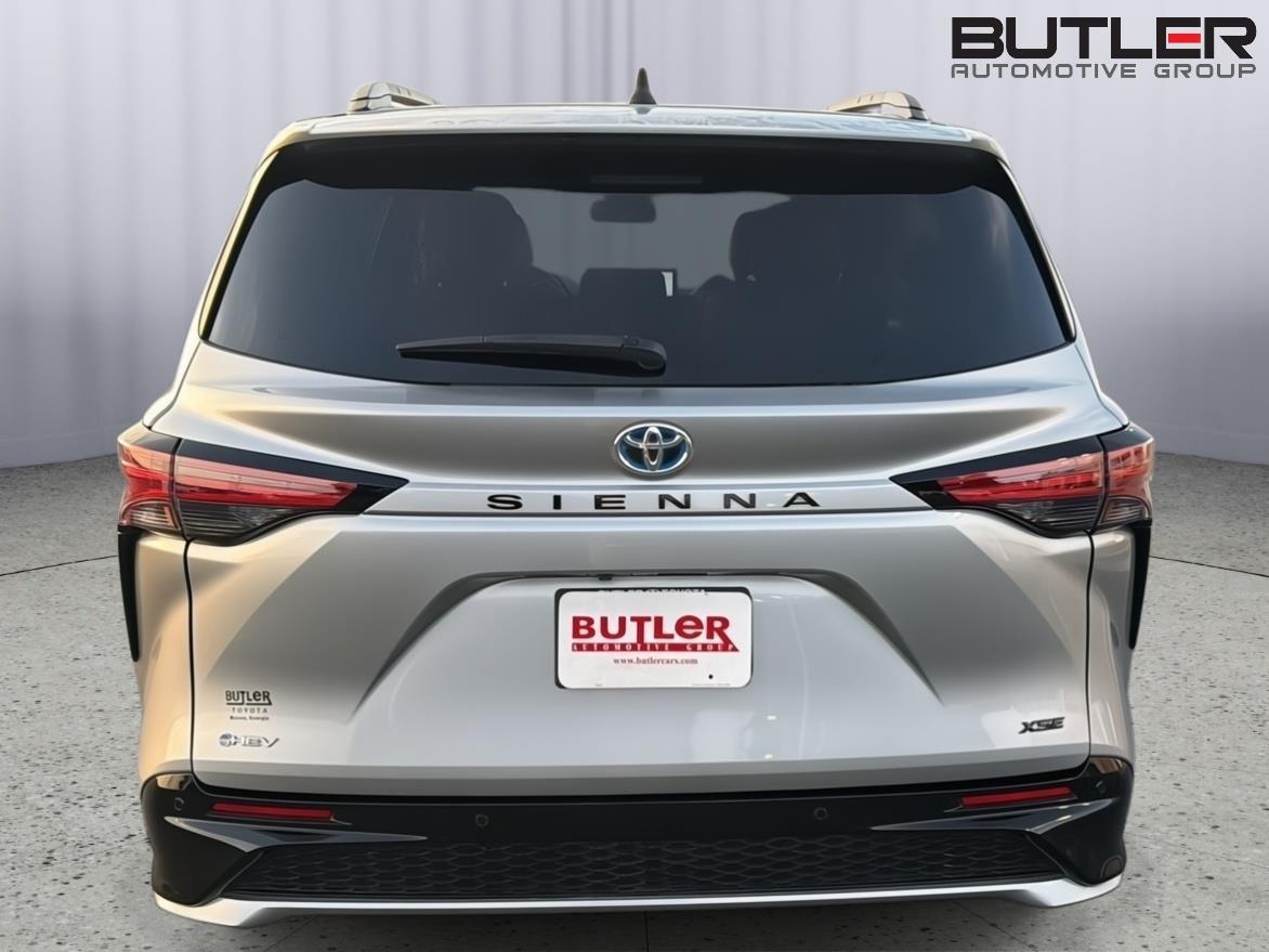 Used 2025 Toyota Sienna Van