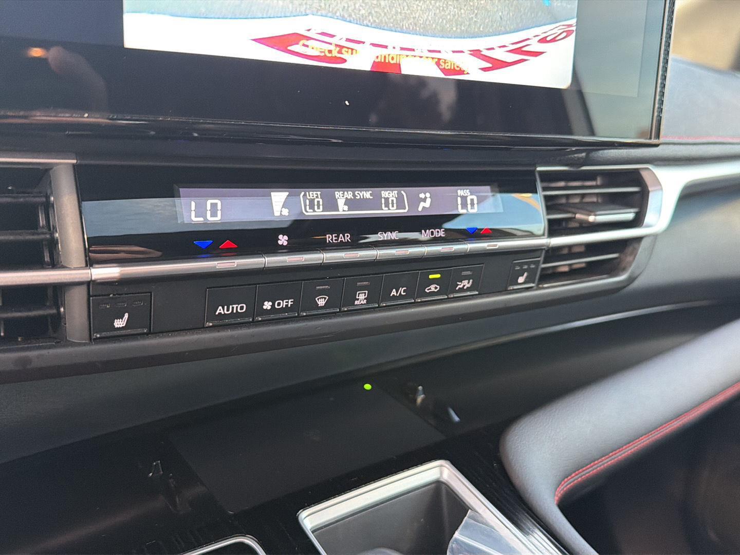 Used 2025 Toyota Sienna Van