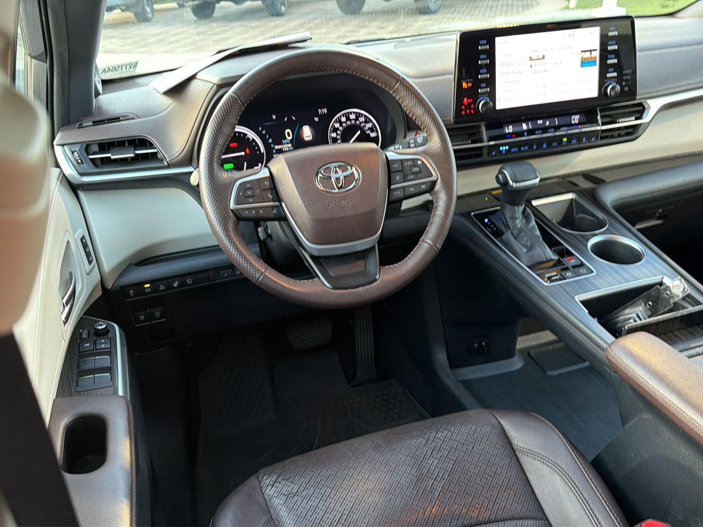 Used 2021 Toyota Sienna Van