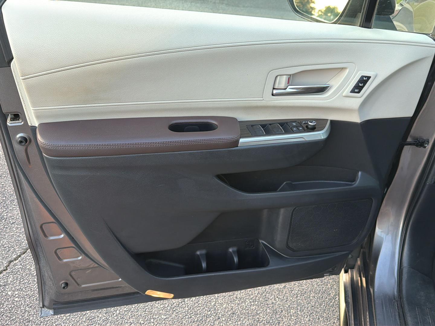Used 2021 Toyota Sienna Van