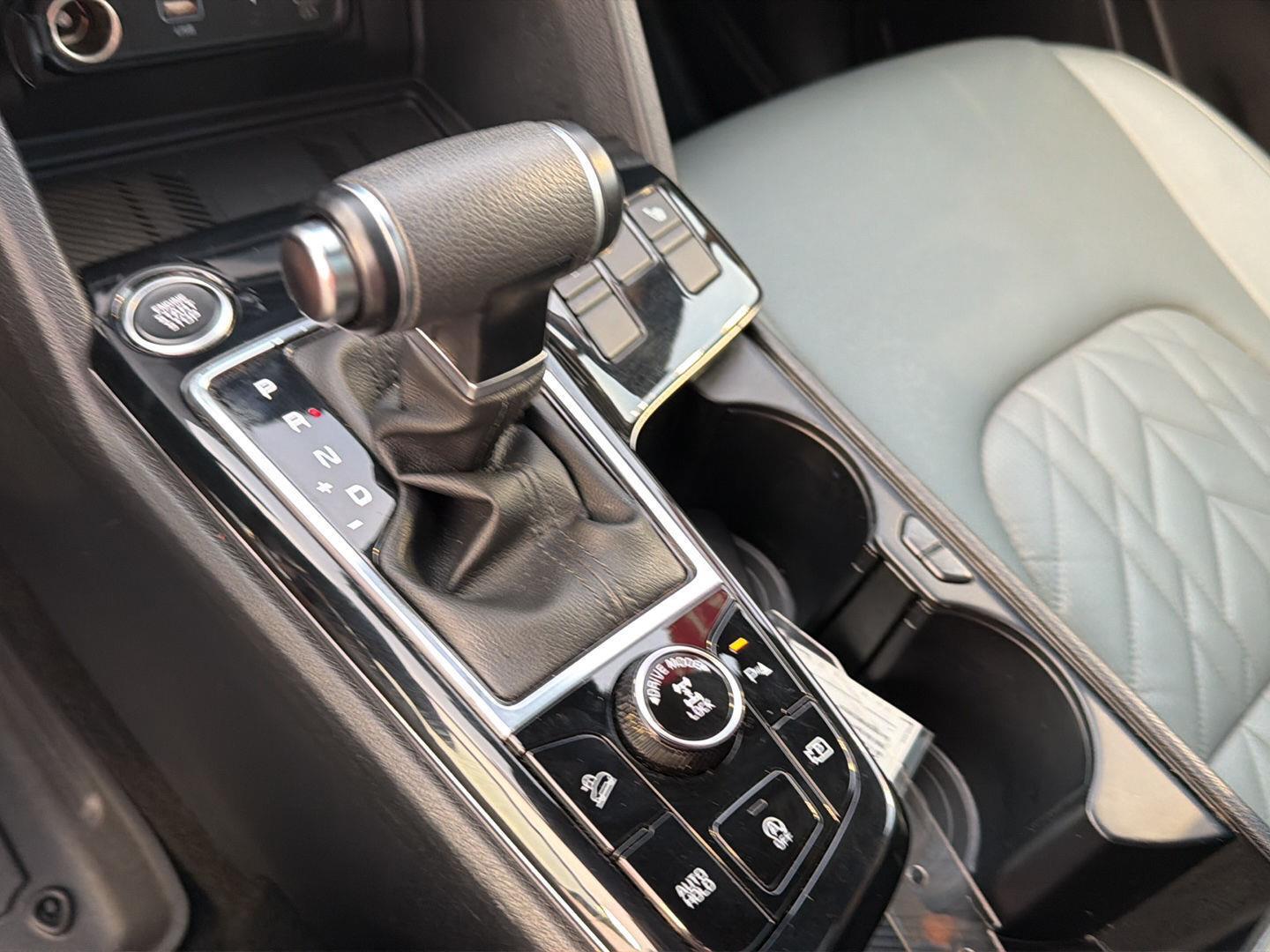 Used 2024 Kia Sportage SUV