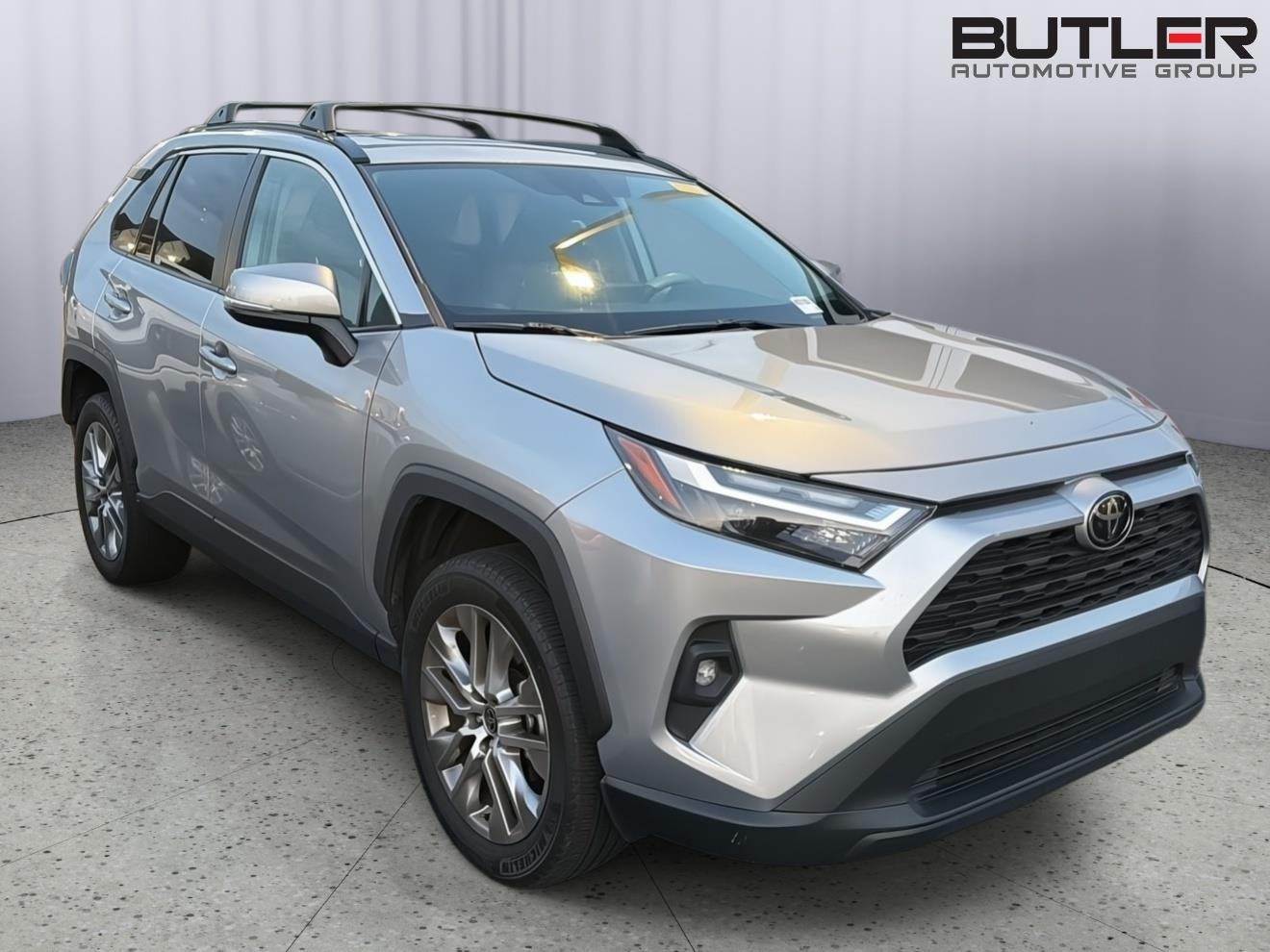 Silver Sky Metallic 2023 Toyota RAV4 SUV / Crossover Front-Wheel Drive 8-Speed Automatic