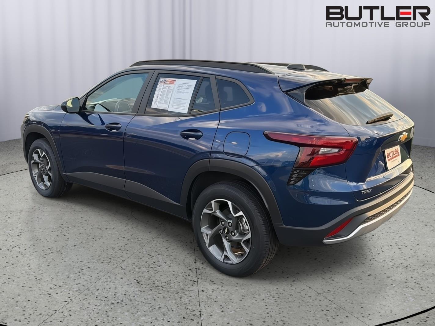 Used 2024 Chevrolet Trax SUV