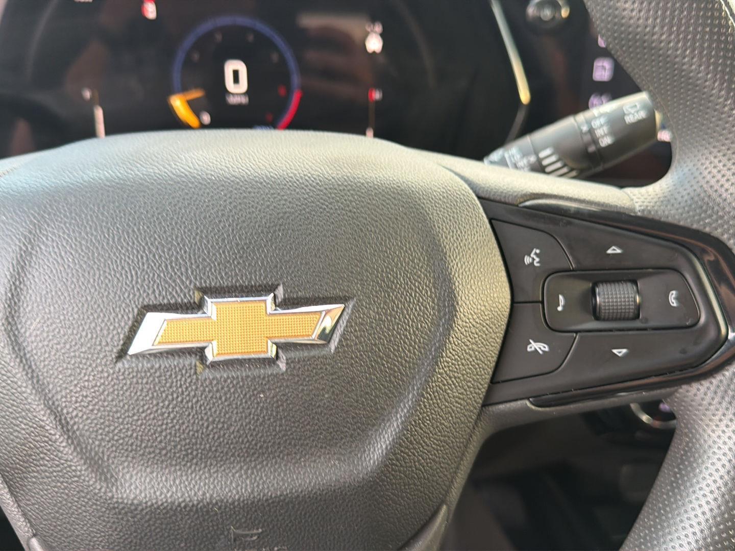 Used 2024 Chevrolet Trax SUV