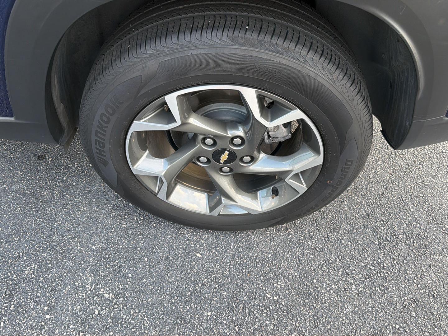 Used 2024 Chevrolet Trax SUV