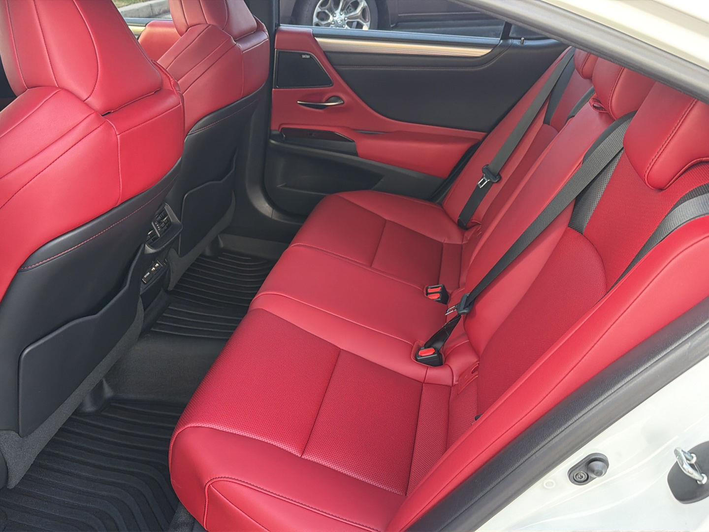 Used 2021 Lexus ES Sedan