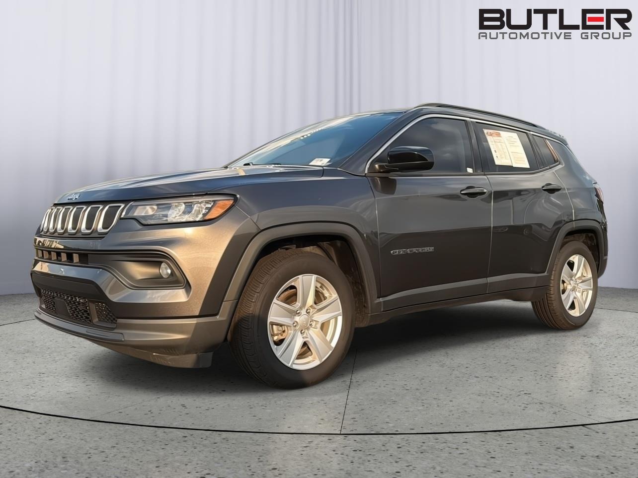 Gray (Granite Crystal Metallic Clearcoat) 2022 Jeep Compass SUV / Crossover Front-Wheel Drive 6-Speed Automatic