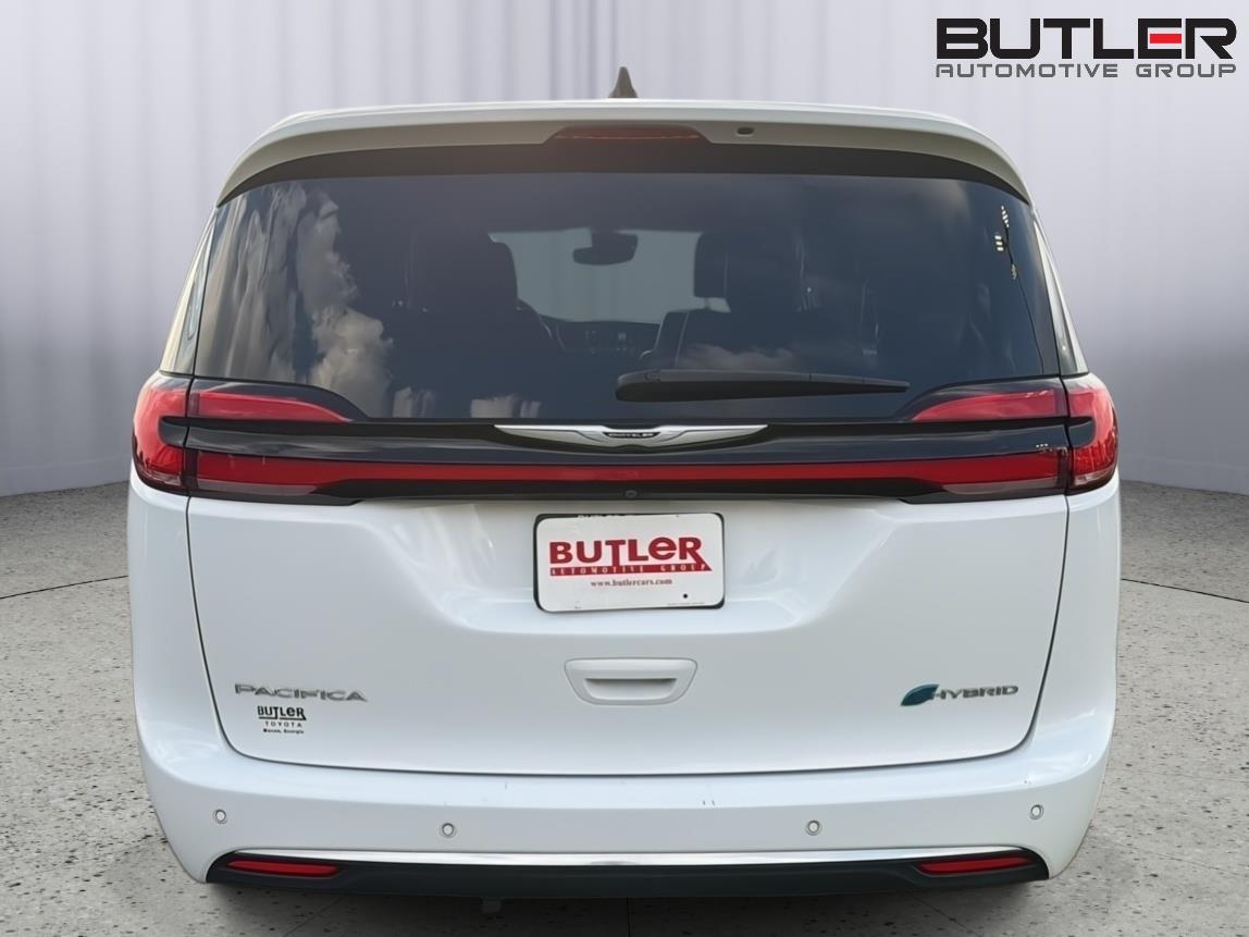 Used 2024 Chrysler Pacifica Van