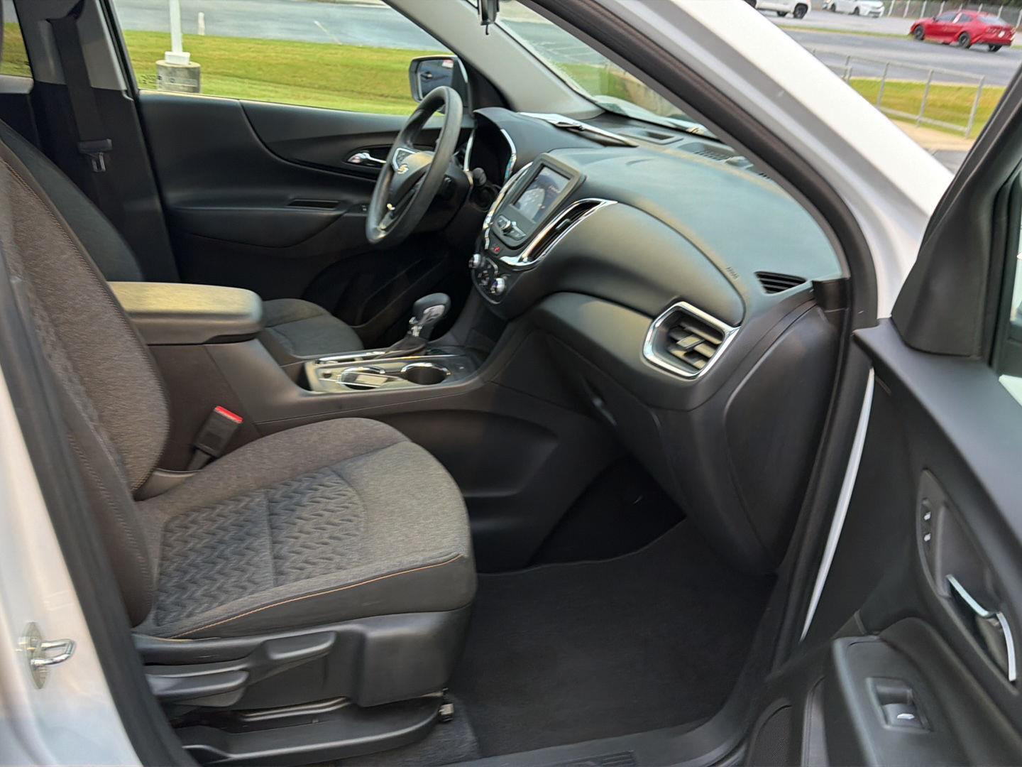 Used 2023 Chevrolet Equinox SUV