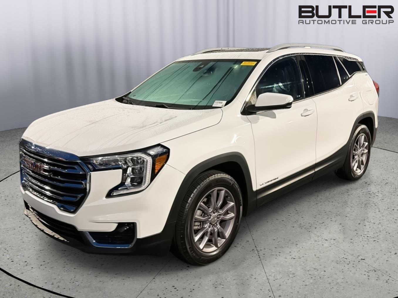 Summit White 2023 GMC Terrain SUV / Crossover Front-Wheel Drive 9-Speed Automatic Overdrive