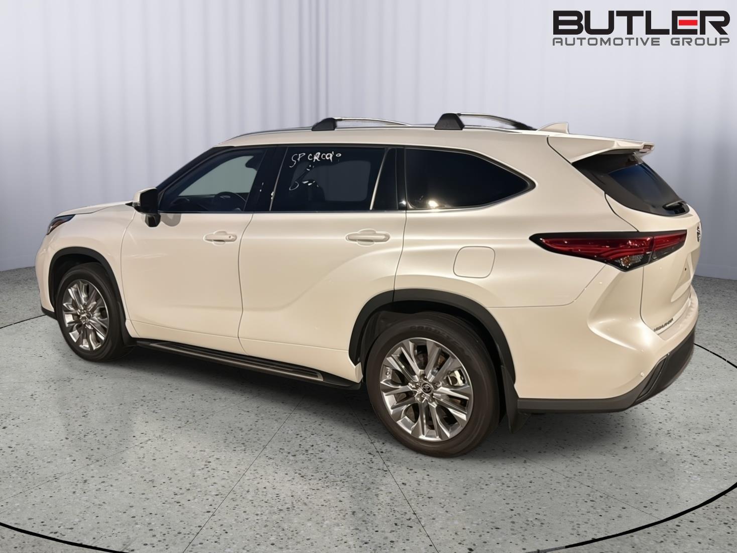 Used 2022 Toyota Highlander SUV