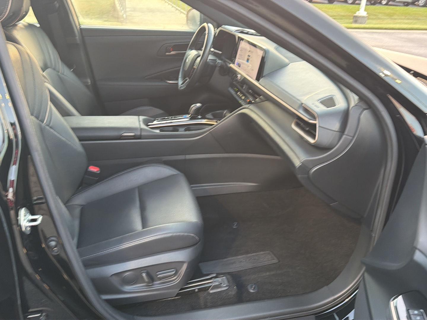 Used 2025 Toyota Crown Sedan