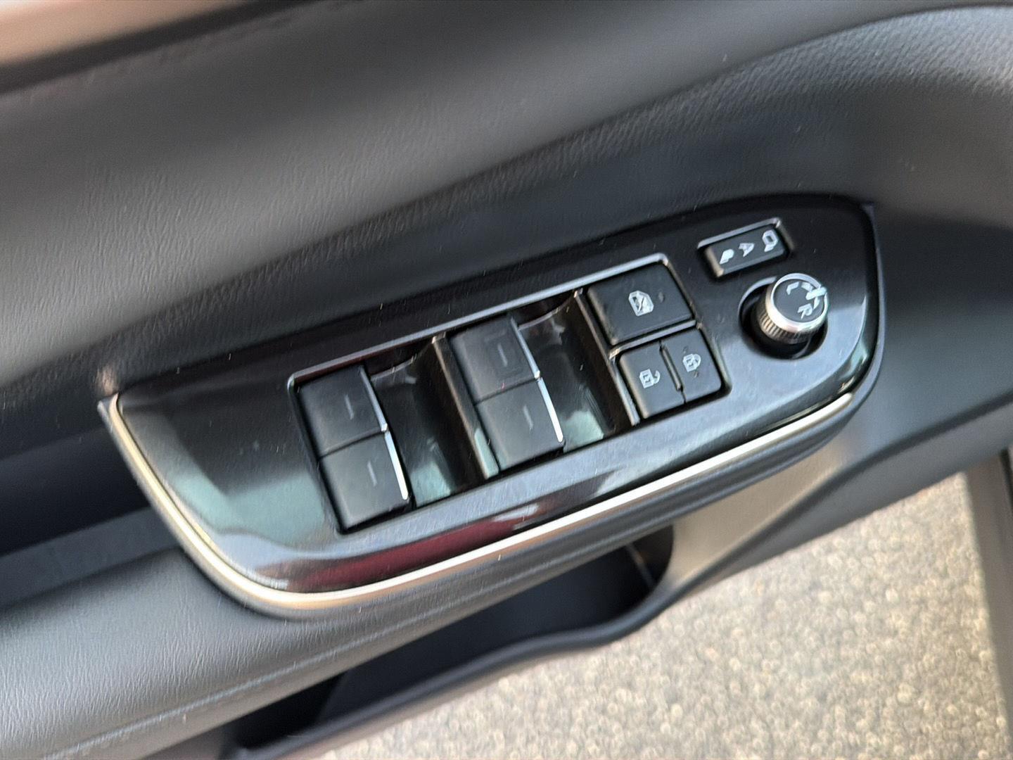 Used 2025 Toyota Crown Sedan