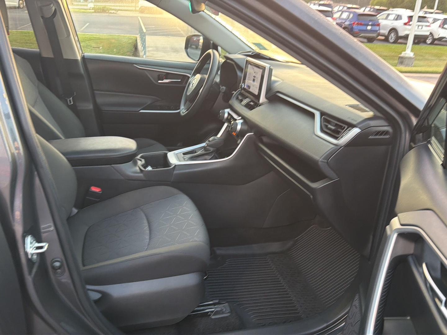 Used 2024 Toyota RAV4 SUV