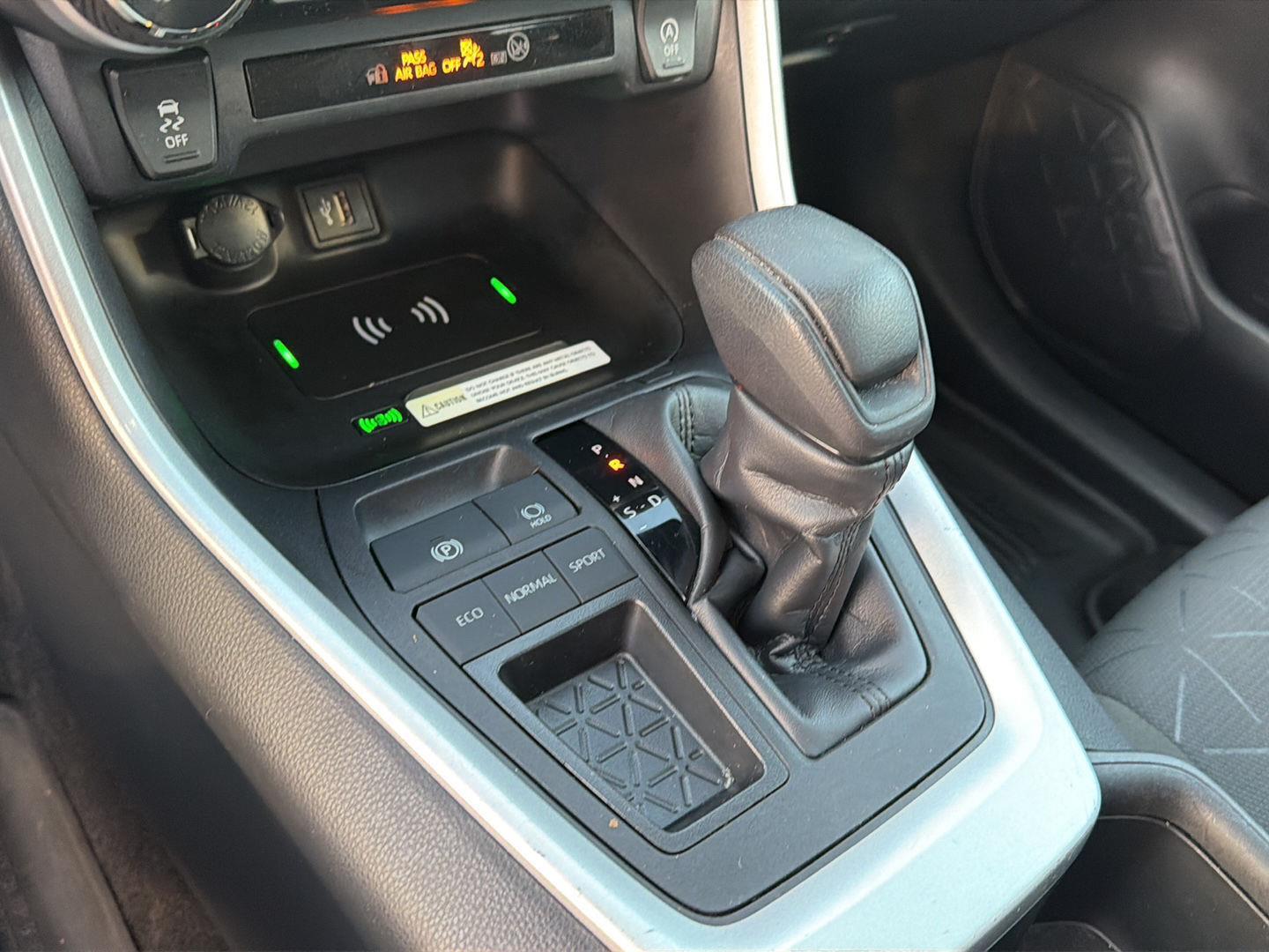 Used 2024 Toyota RAV4 SUV