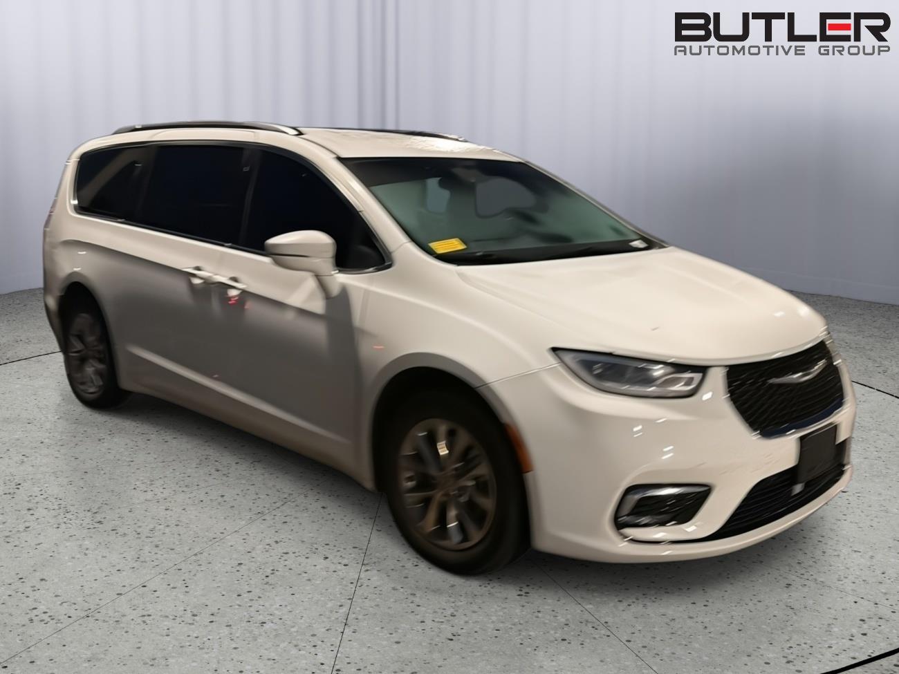 Used 2021 Chrysler Pacifica Van
