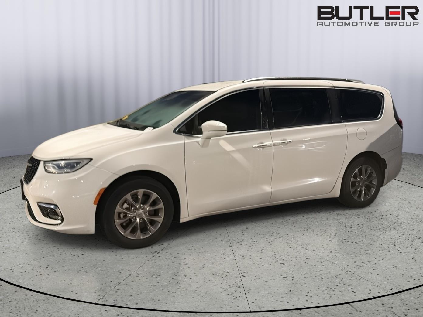 Used 2021 Chrysler Pacifica Van