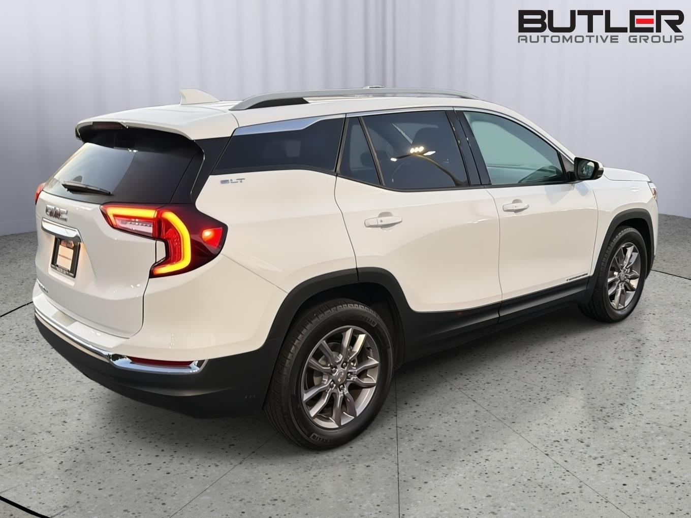 Used 2023 GMC Terrain SUV