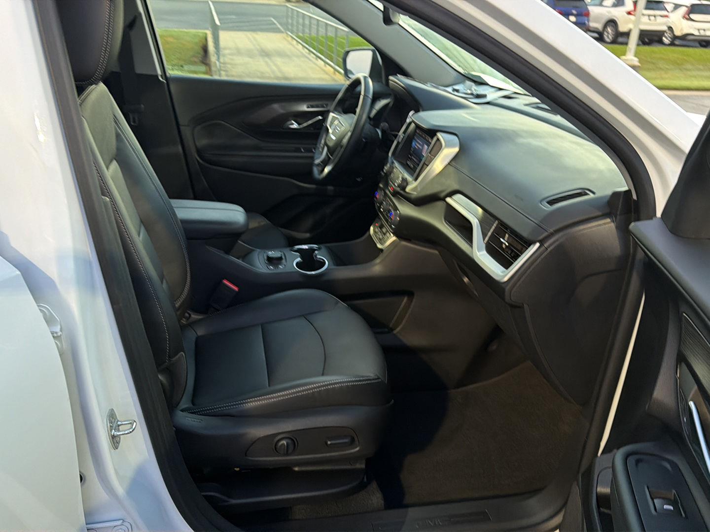 Used 2023 GMC Terrain SUV
