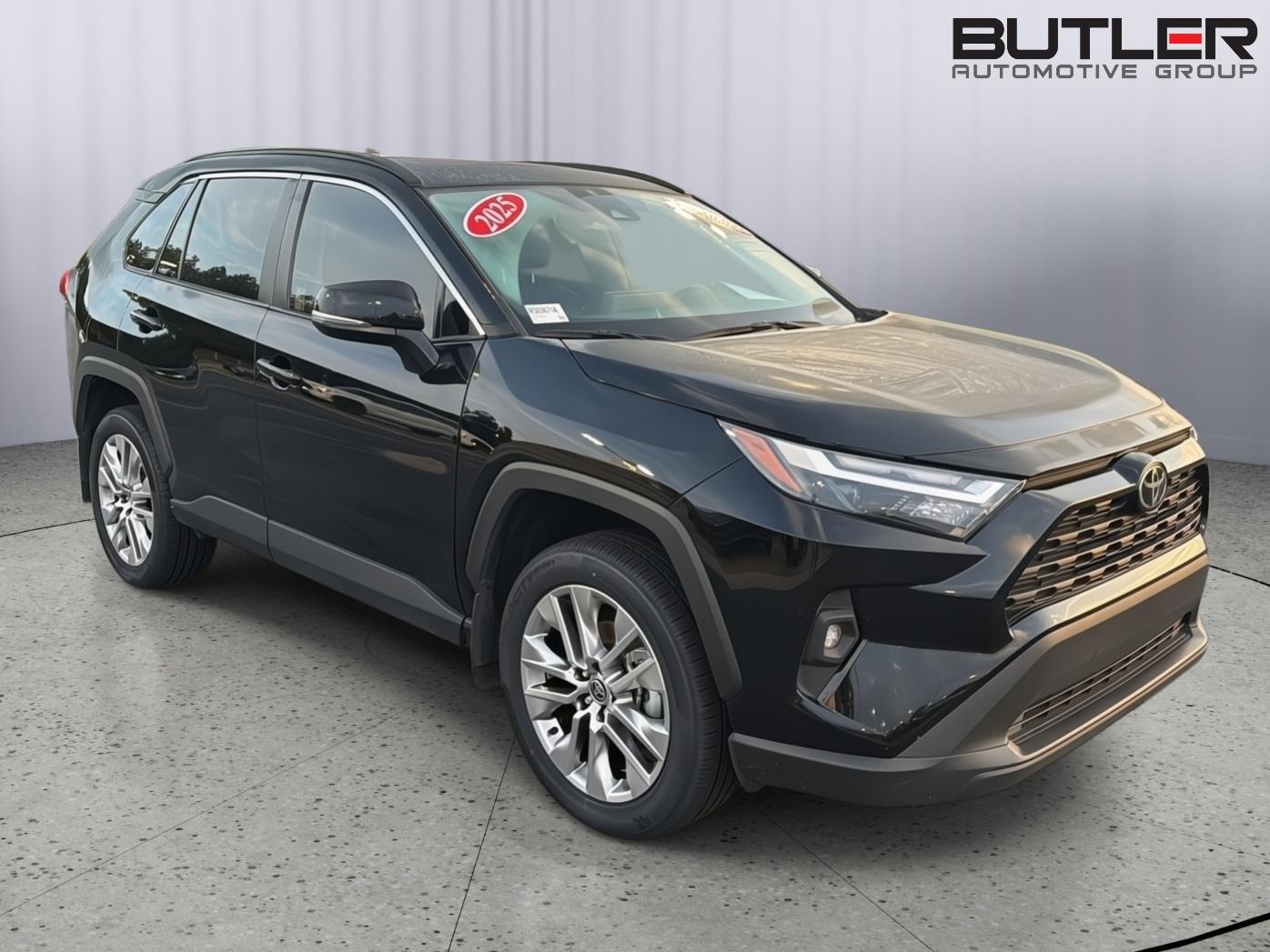 Used 2025 Toyota RAV4 SUV