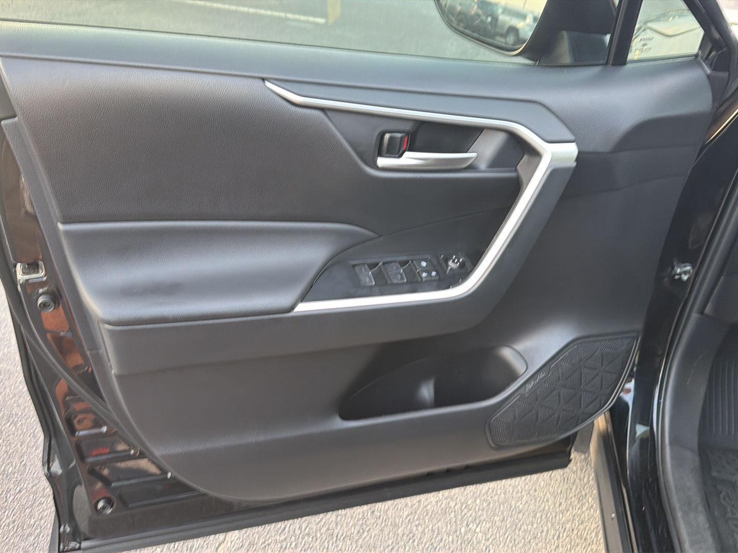 Used 2025 Toyota RAV4 SUV