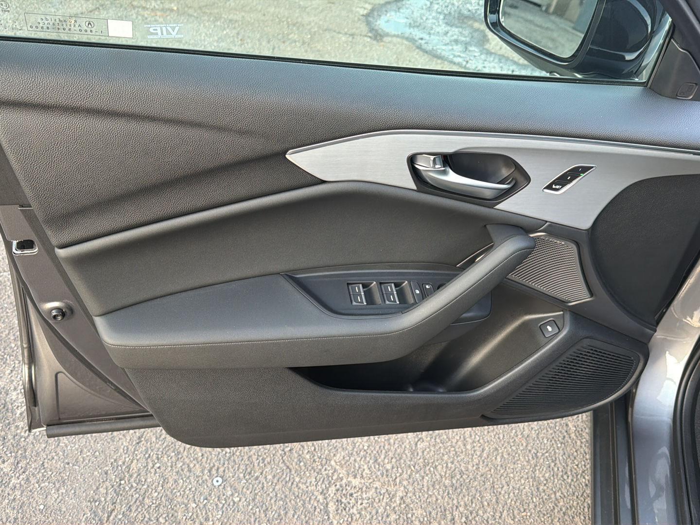 Used 2025 Acura TLX Sedan