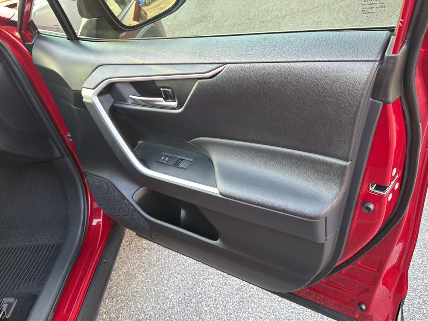 Used 2025 Toyota RAV4 SUV