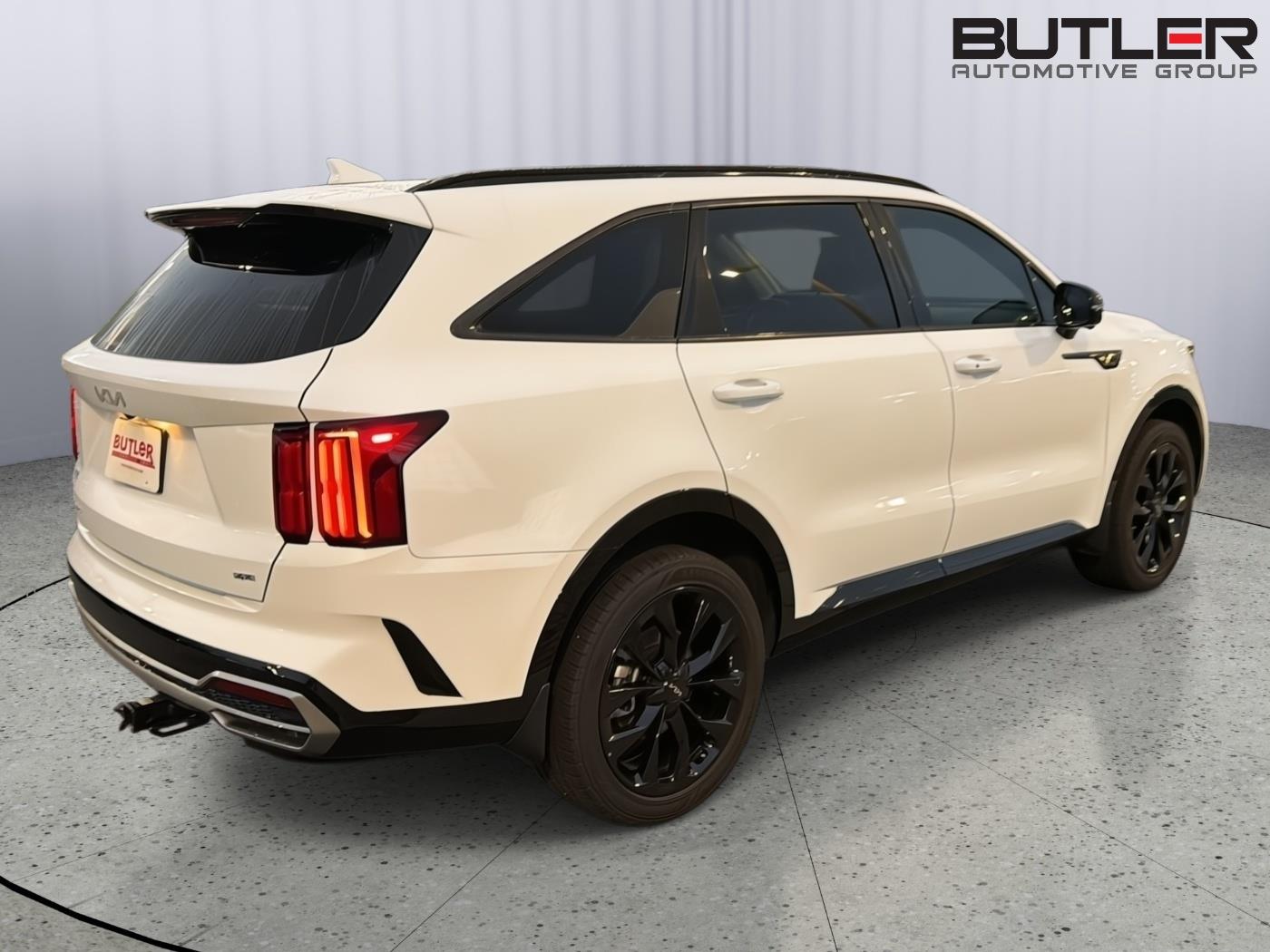 Used 2023 Kia Sorento SUV