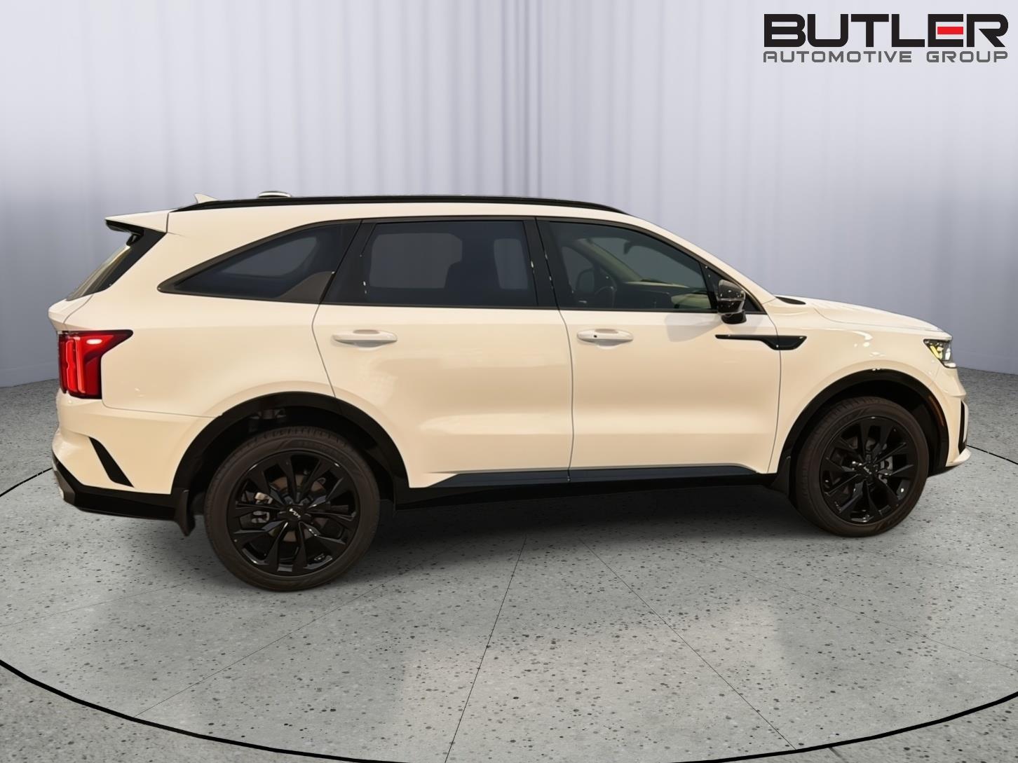 Used 2023 Kia Sorento SUV