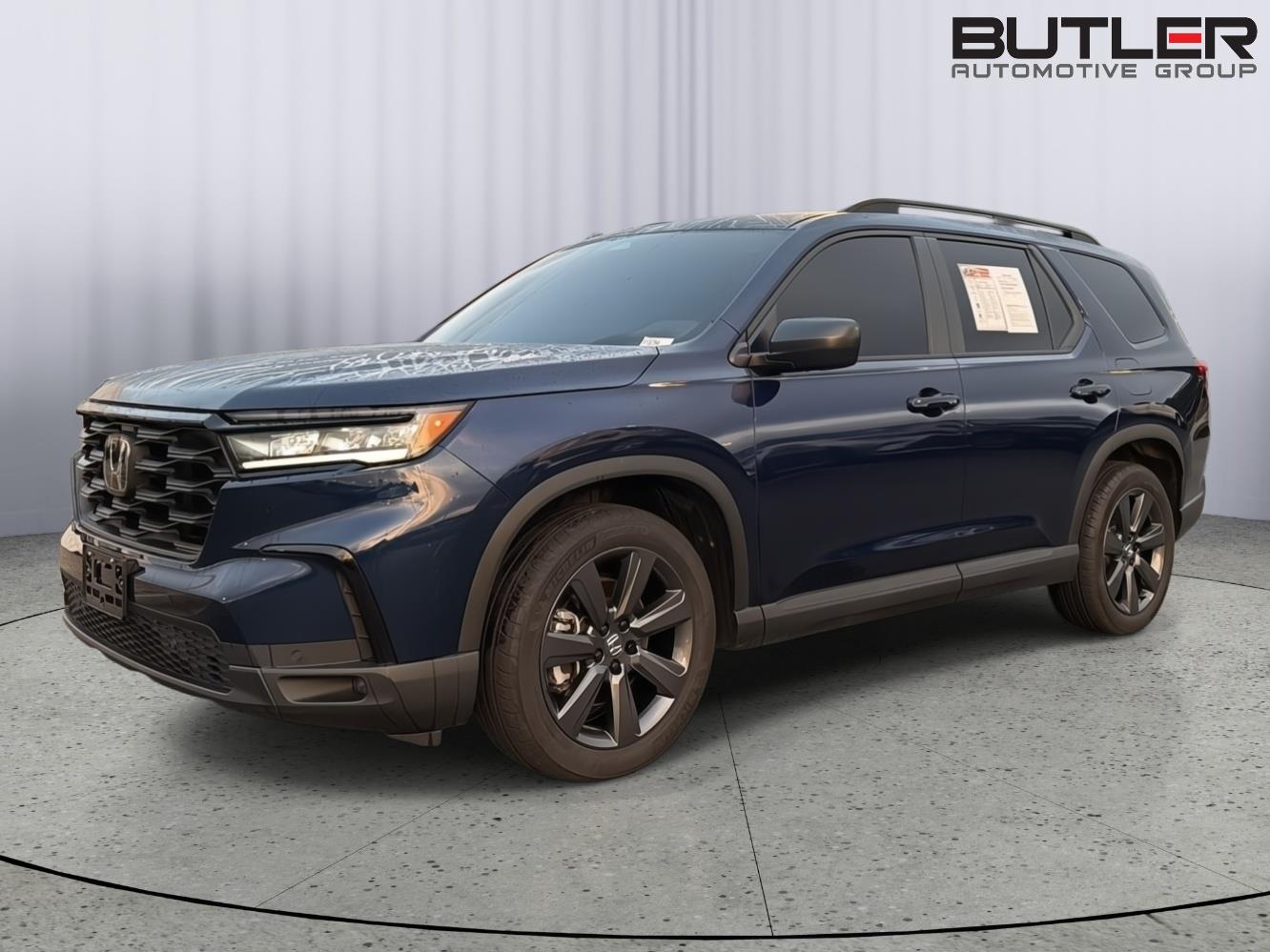 Used 2025 Honda Pilot SUV