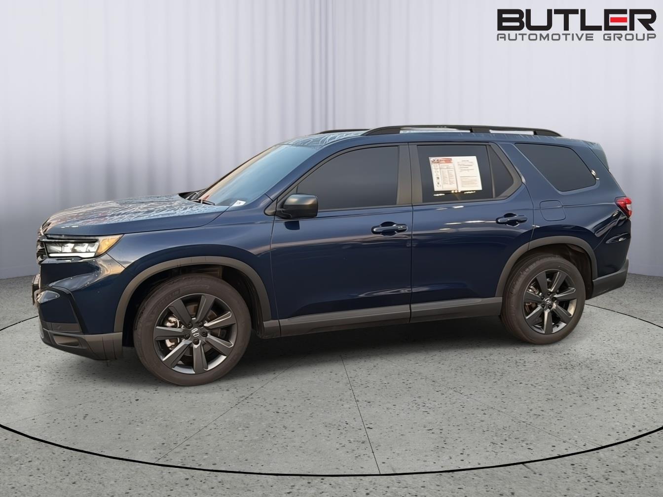 Used 2025 Honda Pilot SUV