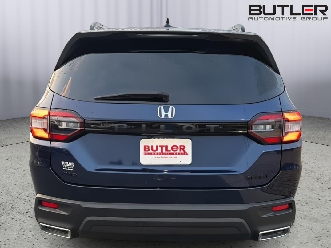 Used 2025 Honda Pilot SUV