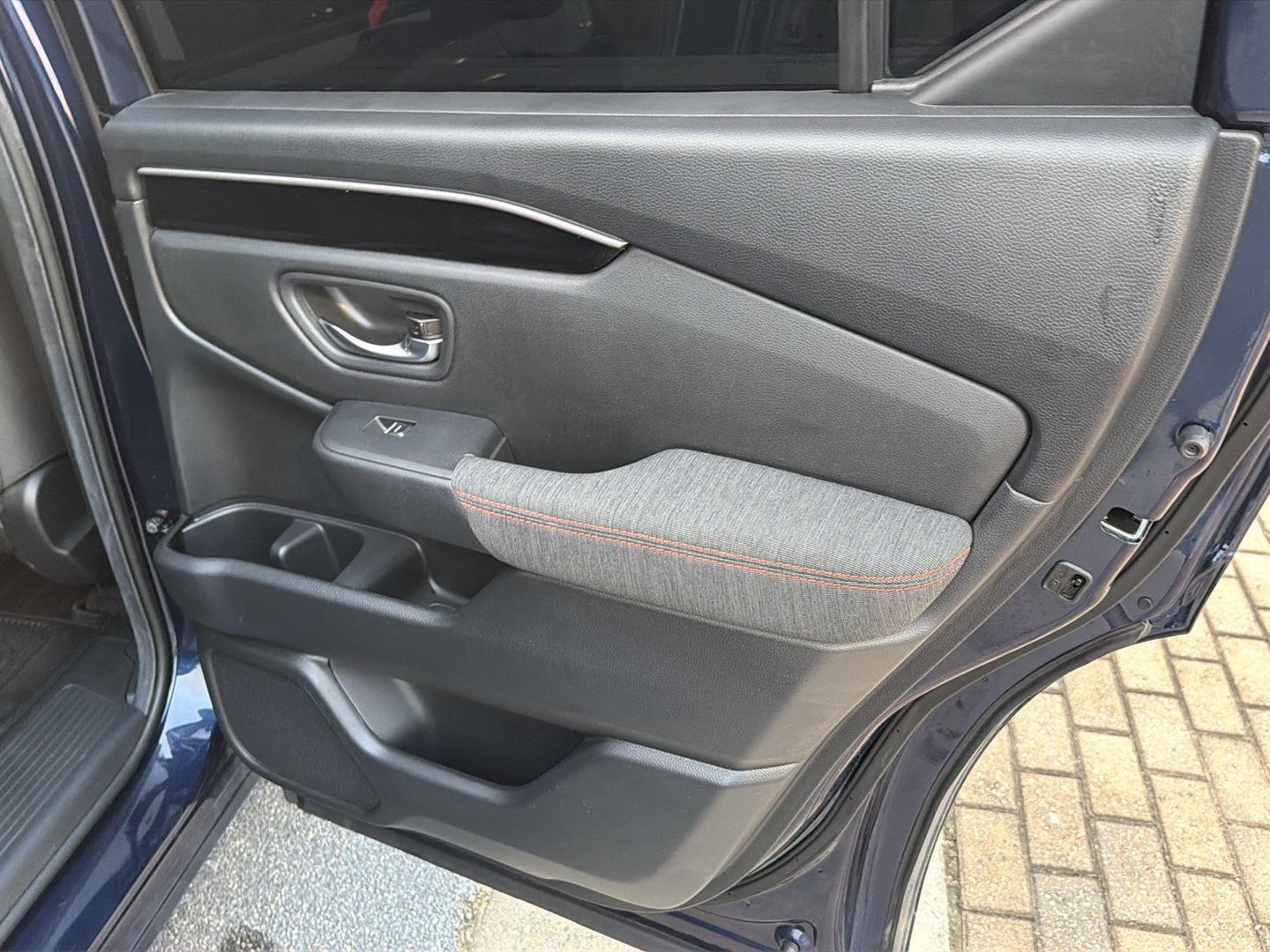Used 2025 Honda Pilot SUV