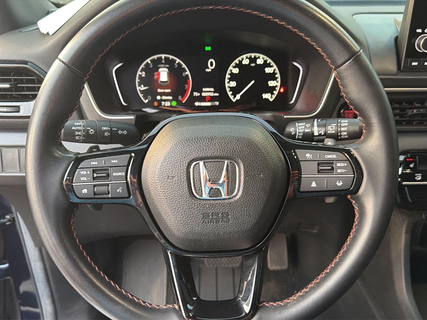 Used 2025 Honda Pilot SUV