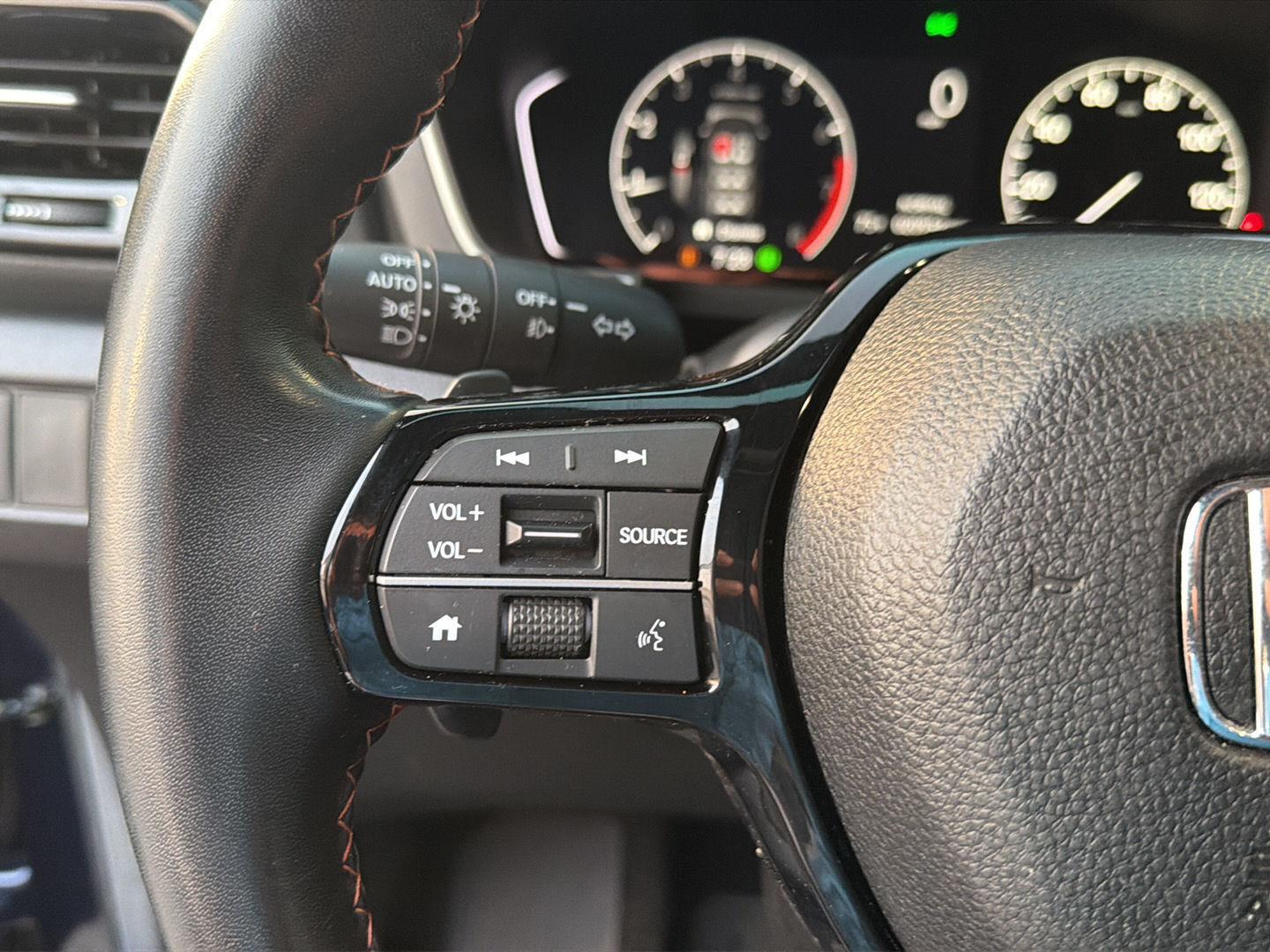 Used 2025 Honda Pilot SUV