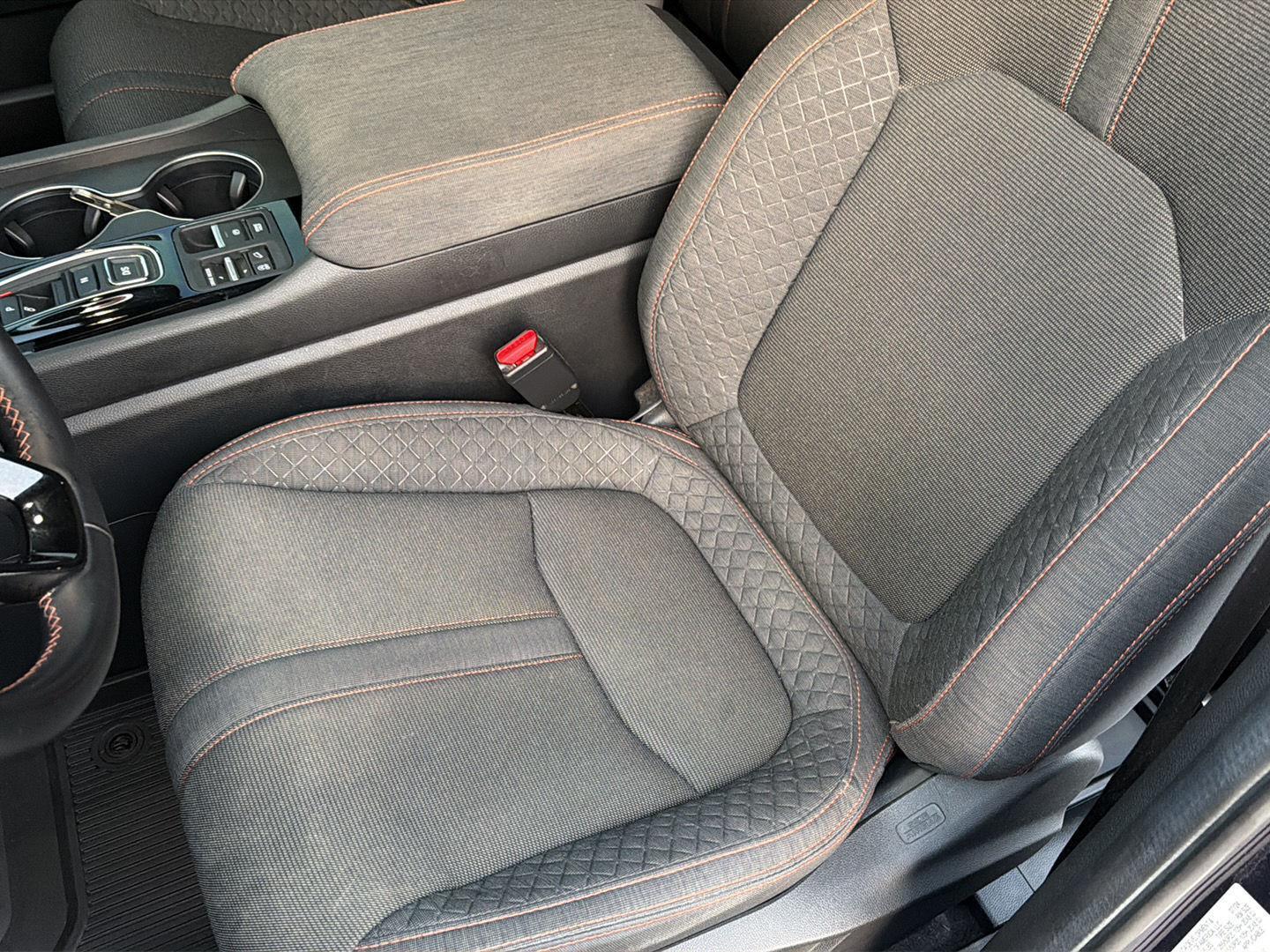 Used 2025 Honda Pilot SUV
