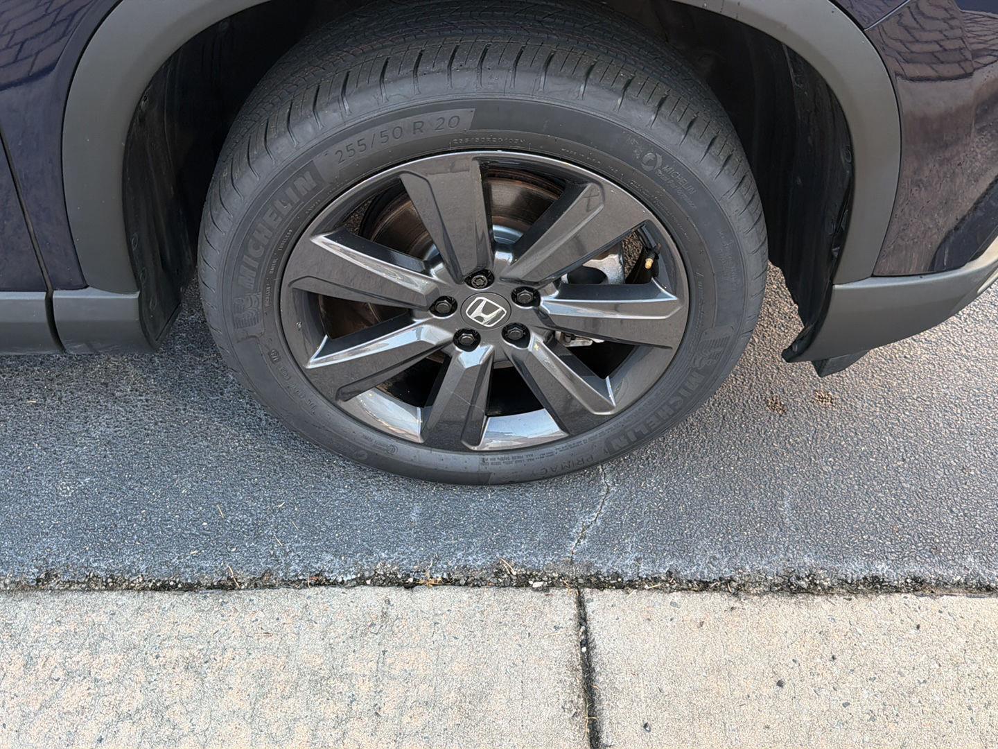 Used 2025 Honda Pilot SUV