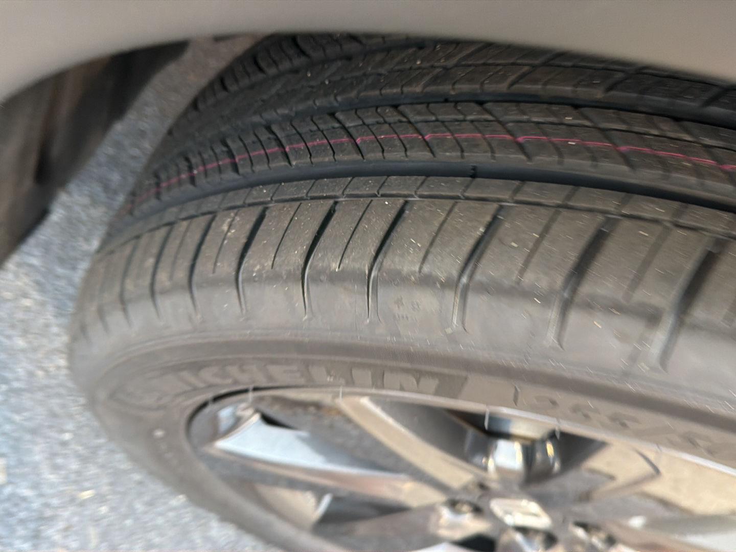 Used 2025 Honda Pilot SUV