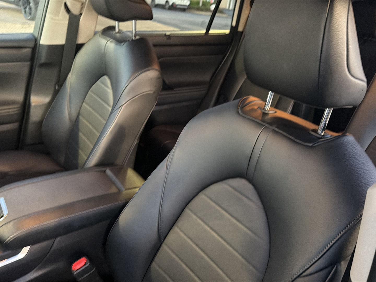 Used 2023 Toyota Highlander Hybrid SUV