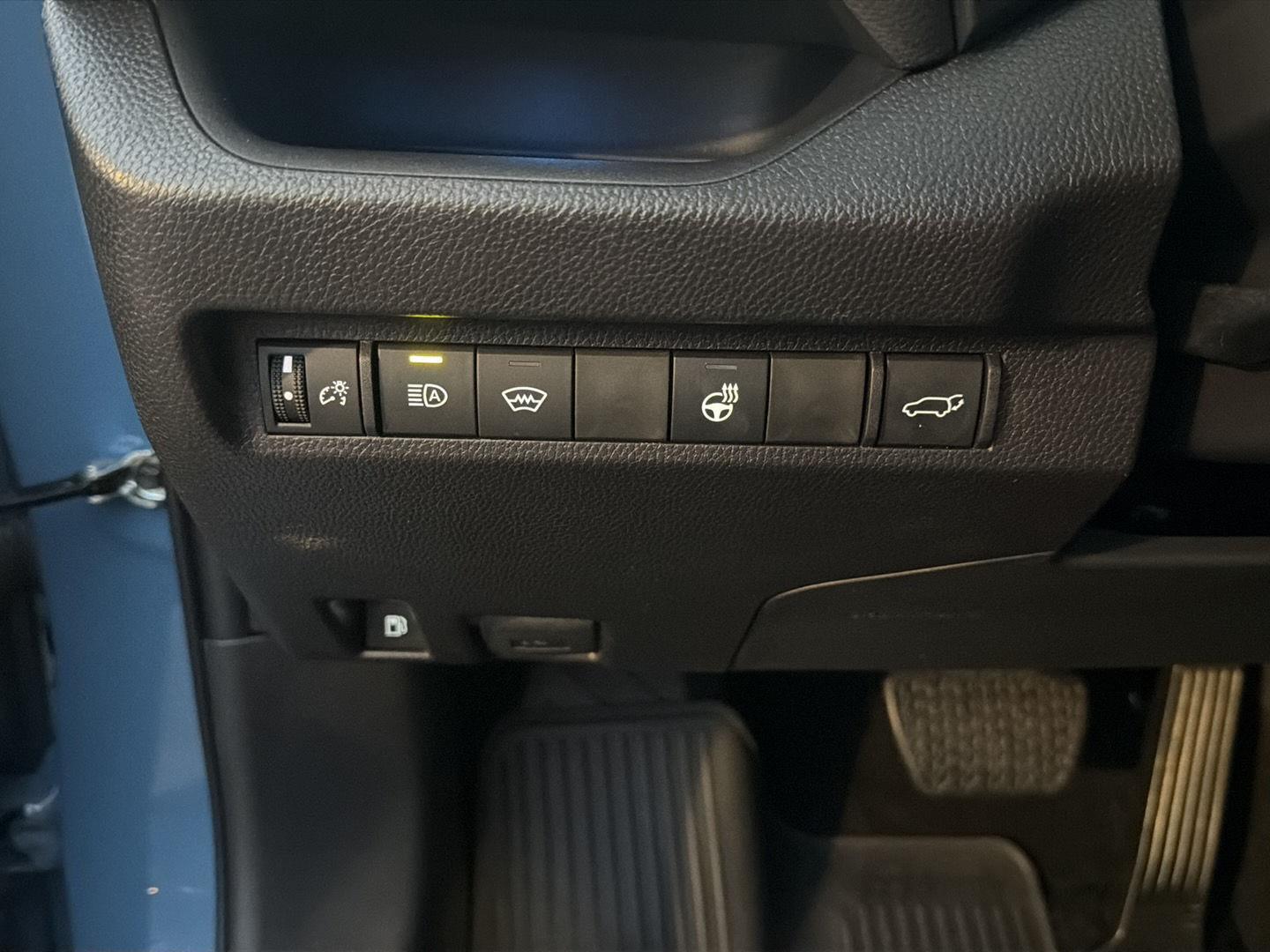 Used 2025 Toyota RAV4 Hybrid SUV