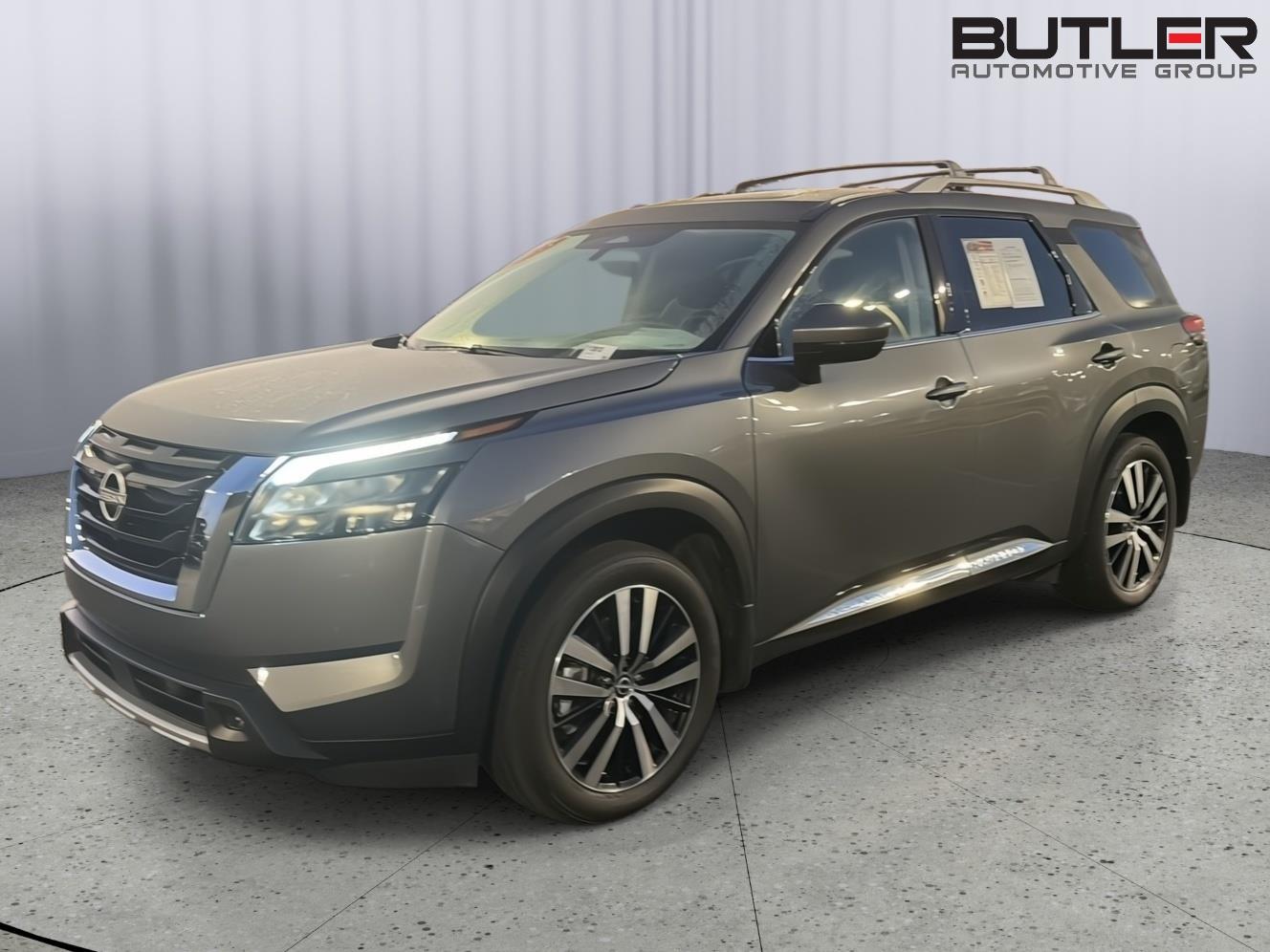 2025 Nissan Pathfinder Platinum 4WD