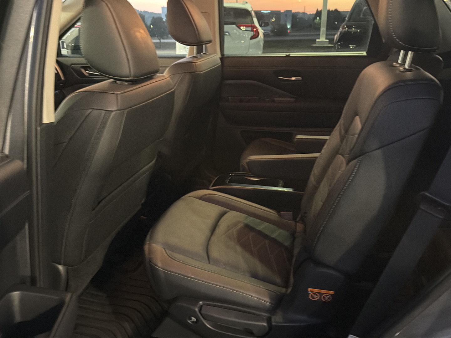 Used 2025 Nissan Pathfinder SUV