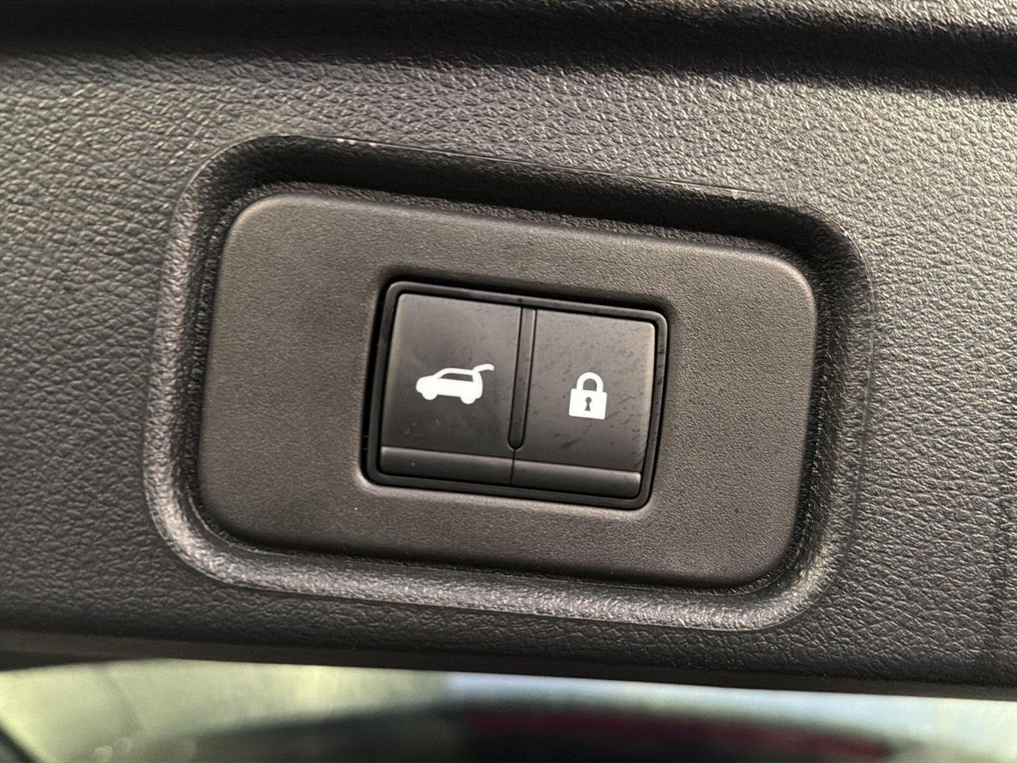Used 2025 Nissan Pathfinder SUV