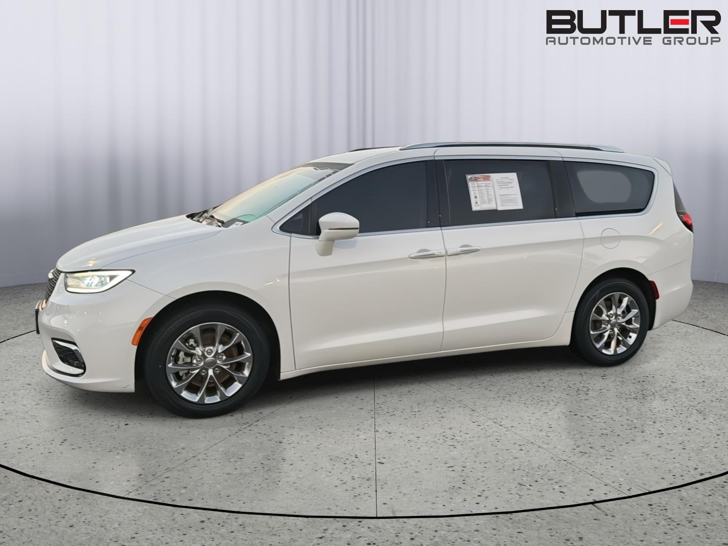 Used 2021 Chrysler Pacifica Van