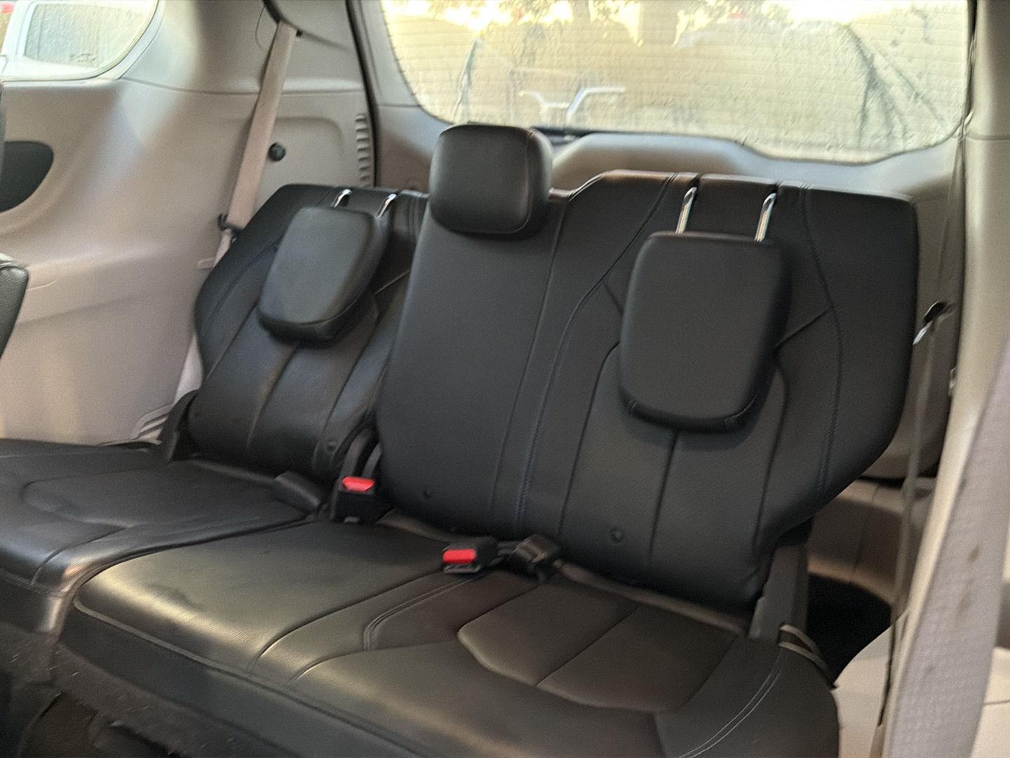 Used 2021 Chrysler Pacifica Van